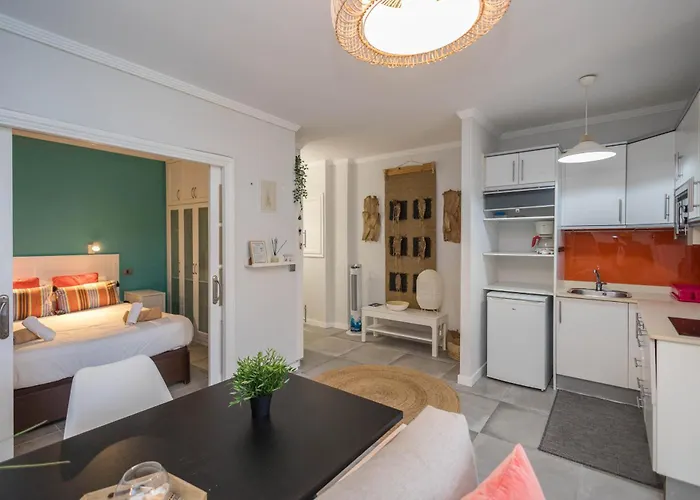 Canteras Seaviews - Balcony & Apartment